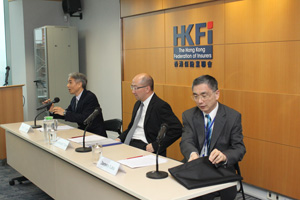 Insurance Industry's Consultation Session on Methods for Selecting the CE in 2017 and for Forming the LegCo in 2016